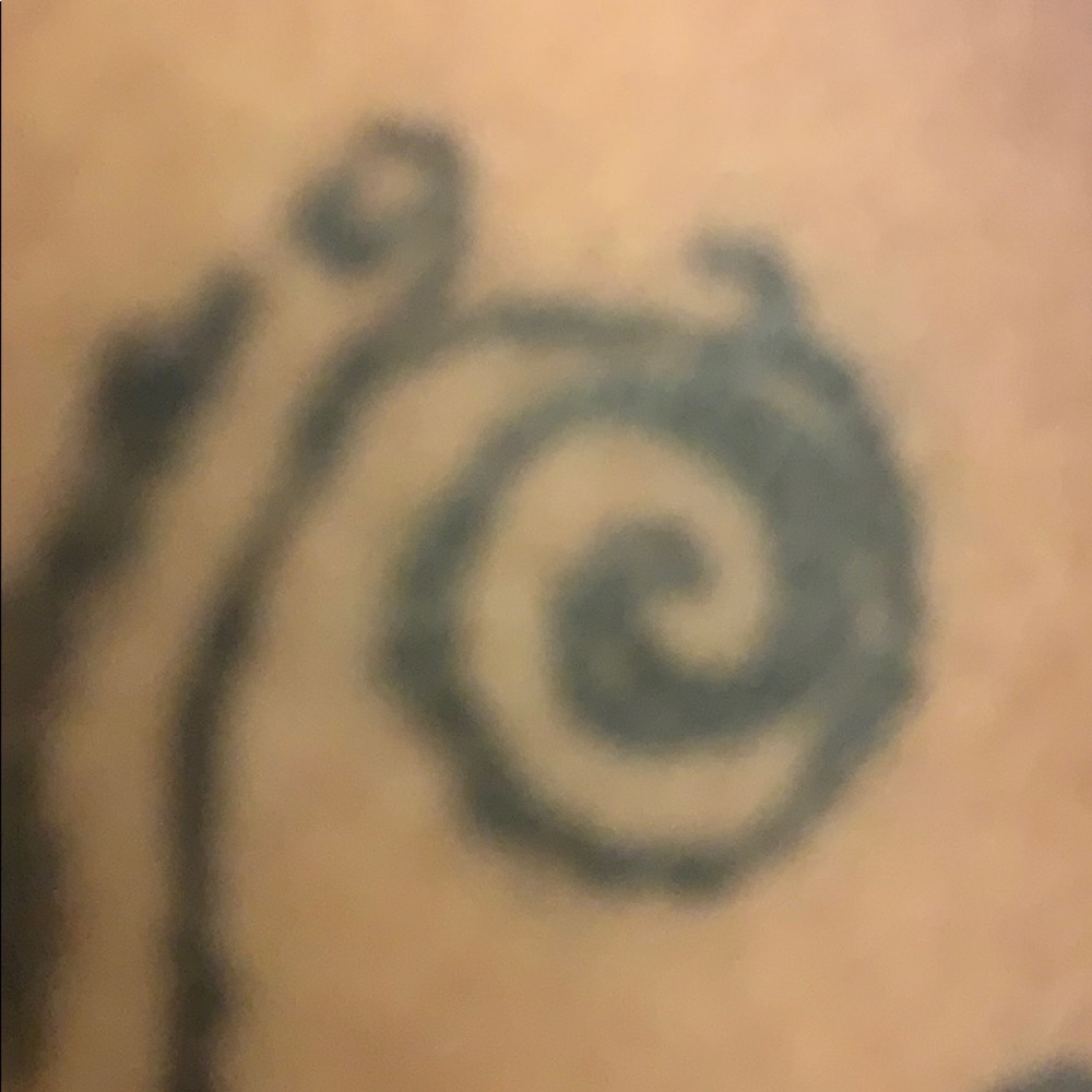 Meet your Posher, Faye